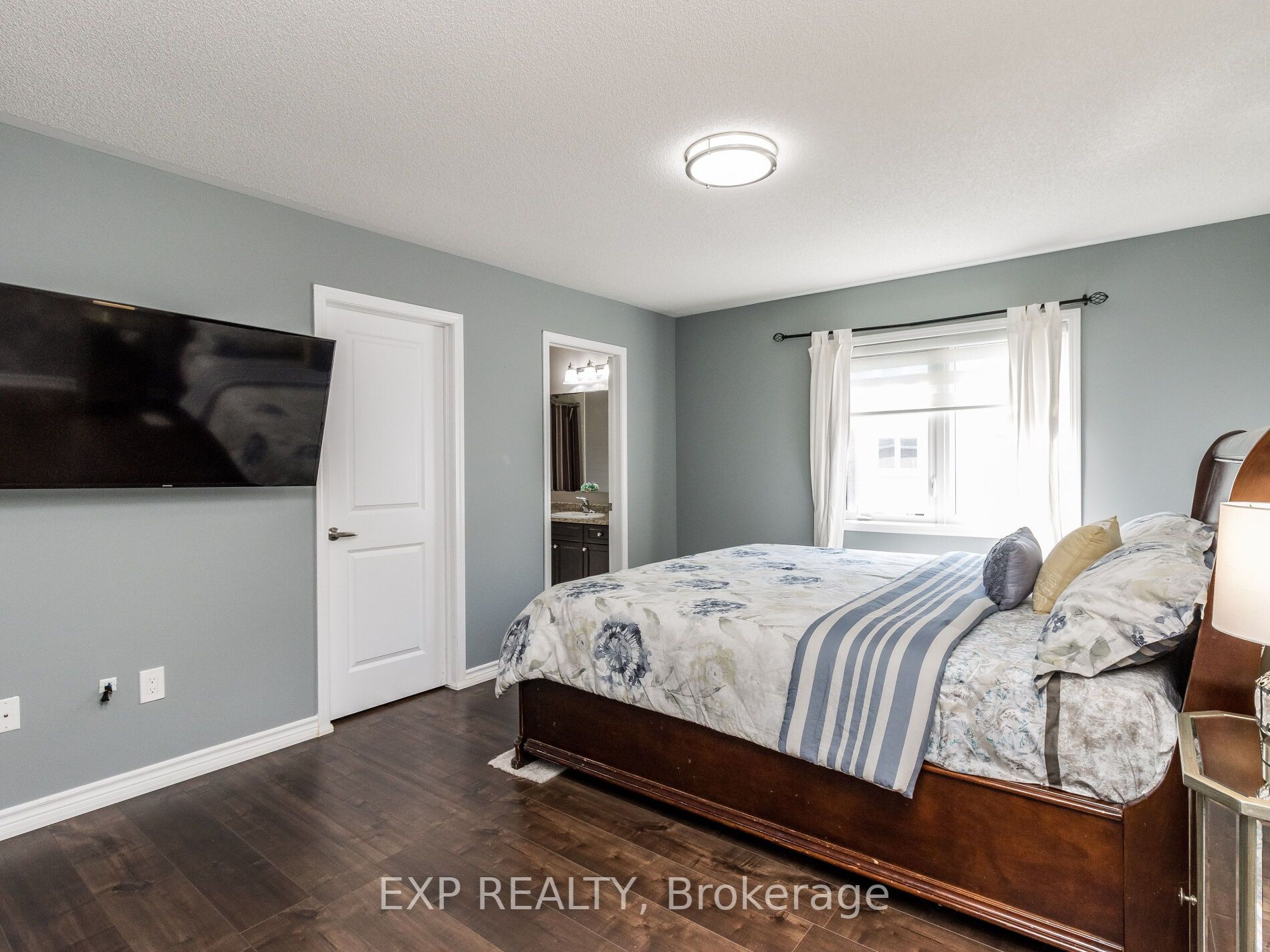 13 Bannister Cres
