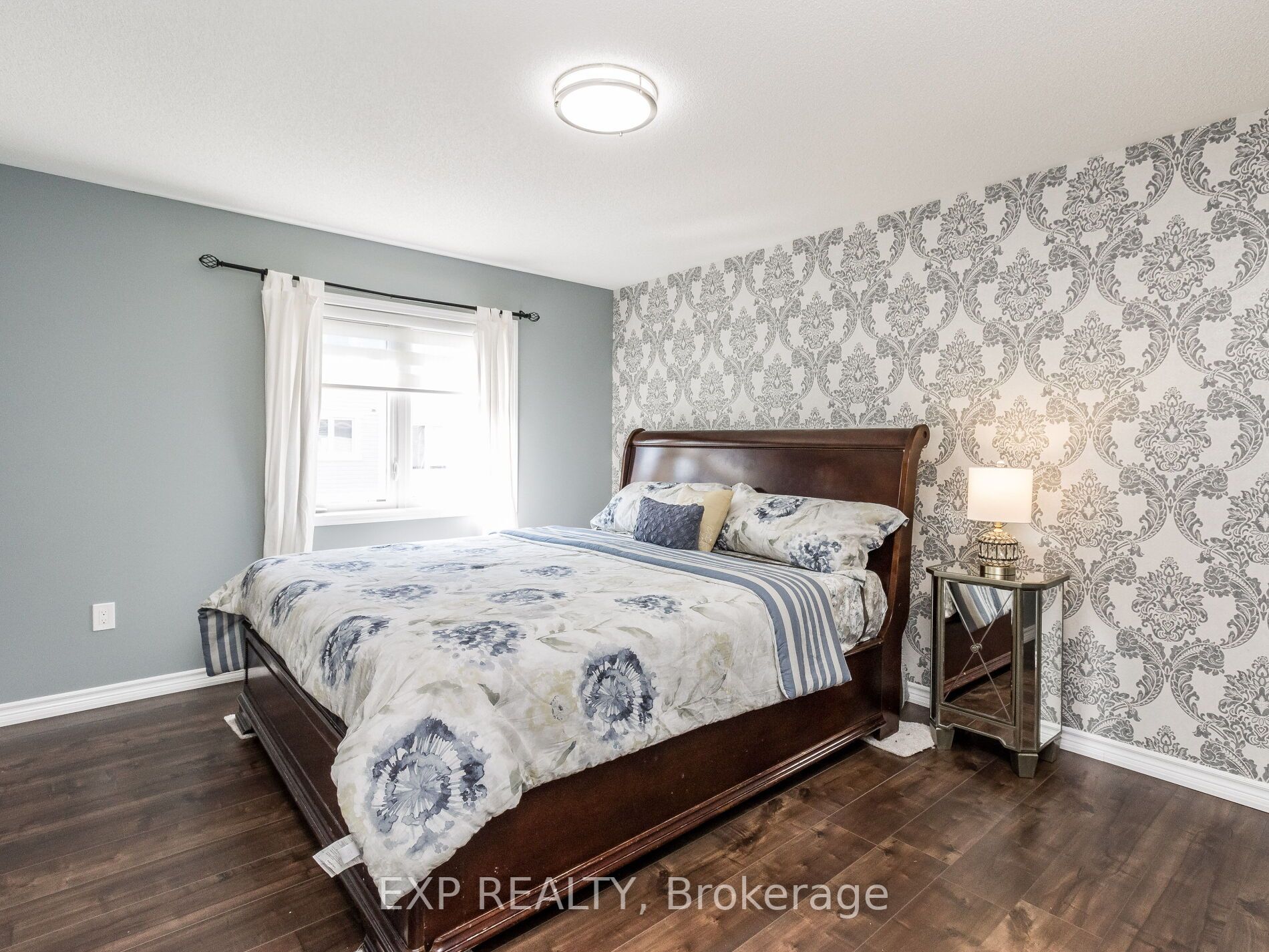 13 Bannister Cres