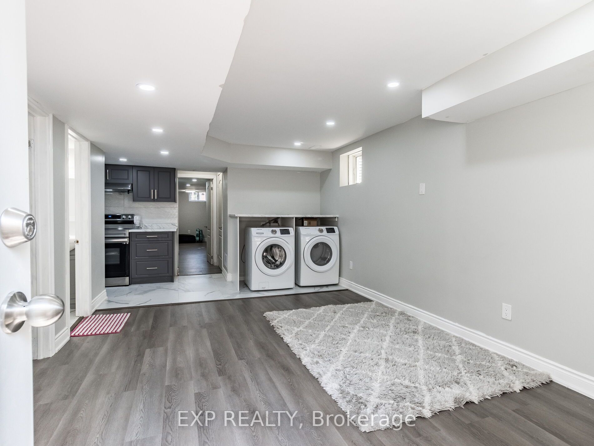 13 Bannister Cres