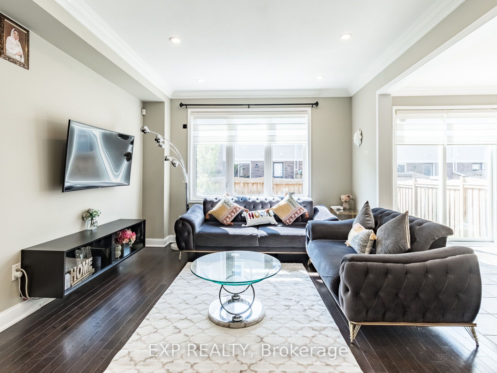 13 Bannister Cres
