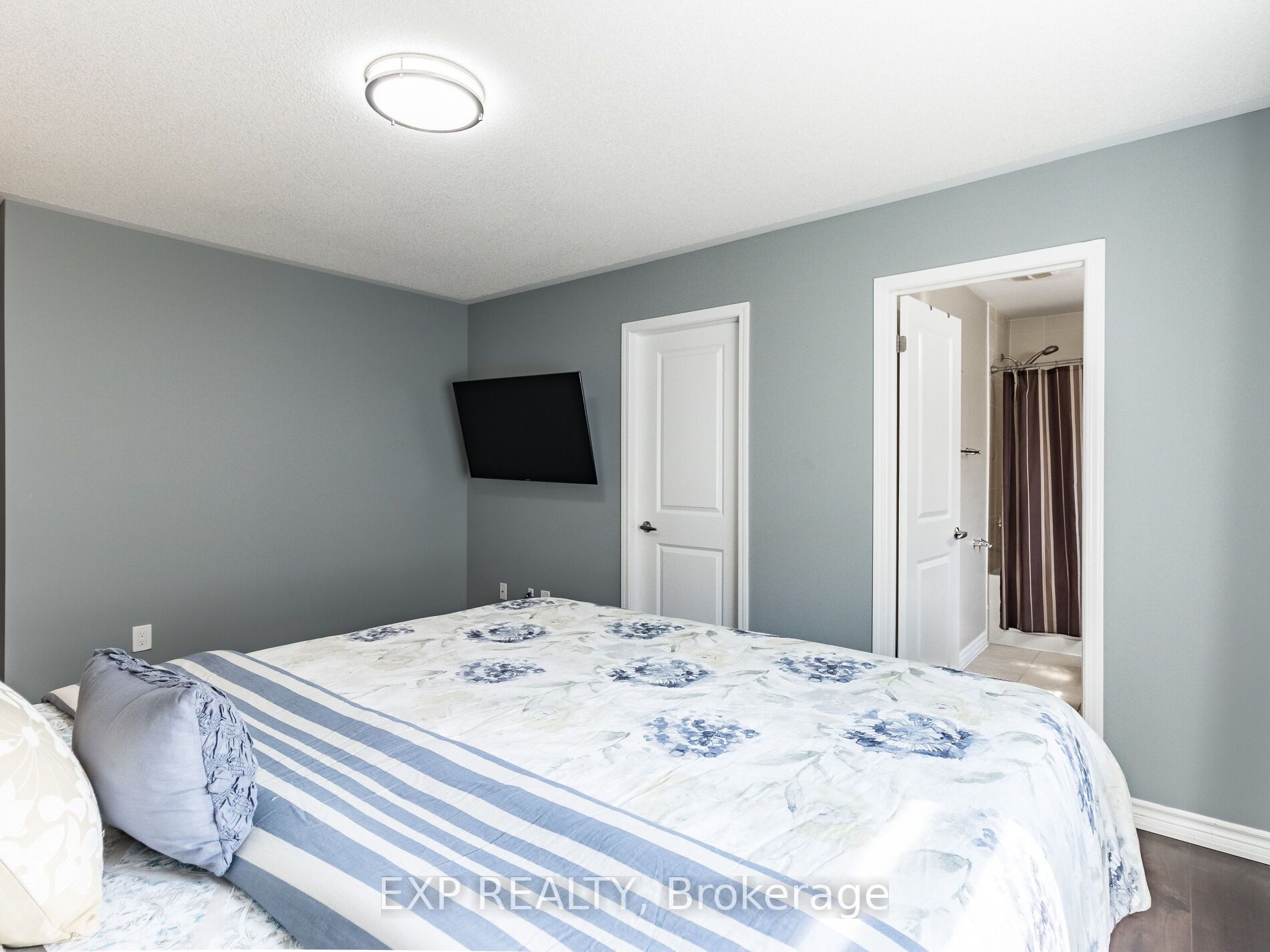 13 Bannister Cres