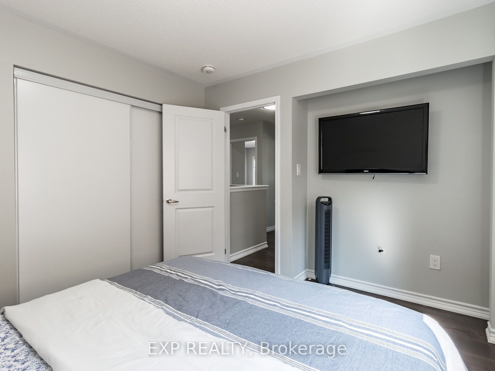 13 Bannister Cres