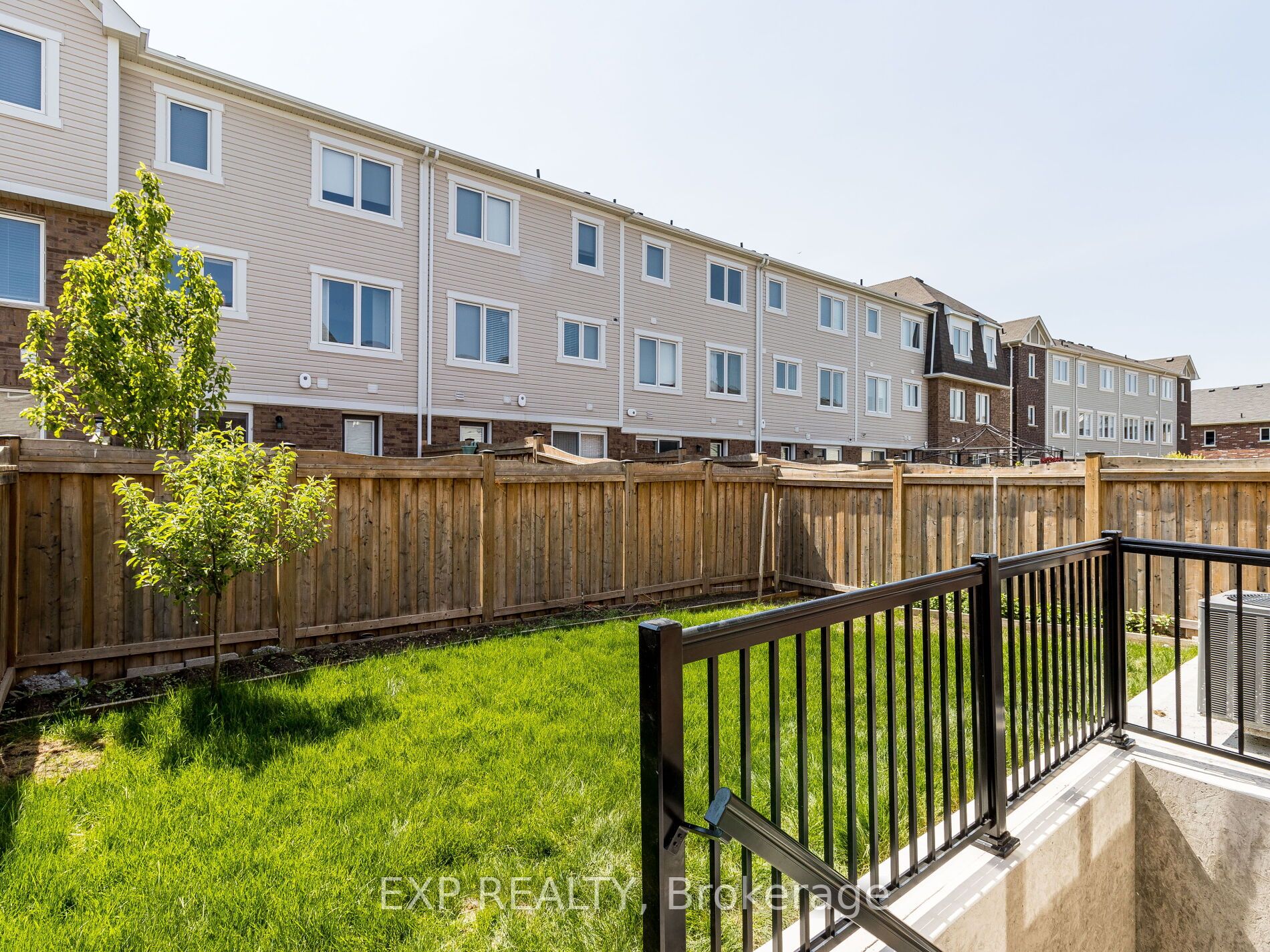 13 Bannister Cres