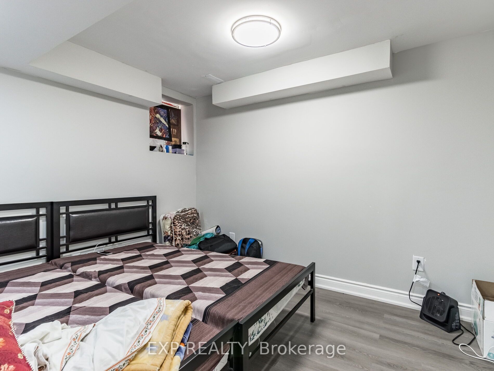 13 Bannister Cres