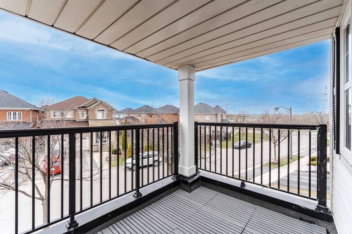 190 Cooke Cres