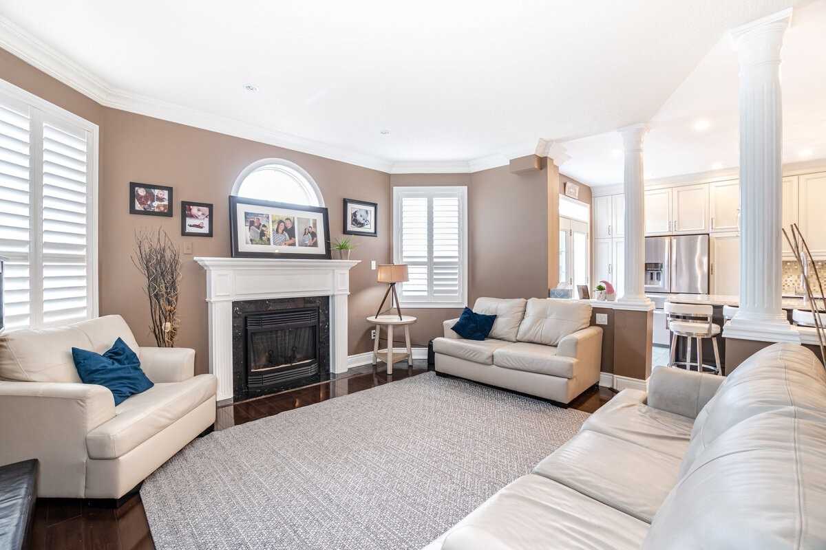 190 Cooke Cres