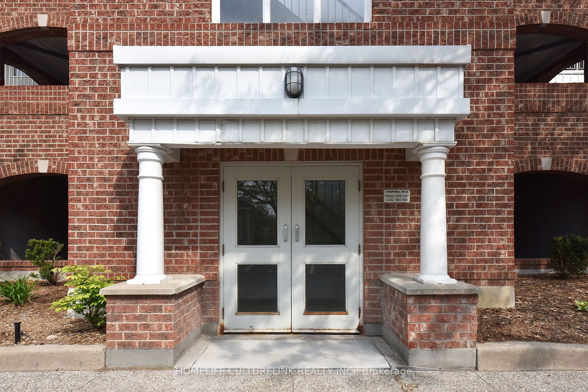 103 Bristol Road E, #210