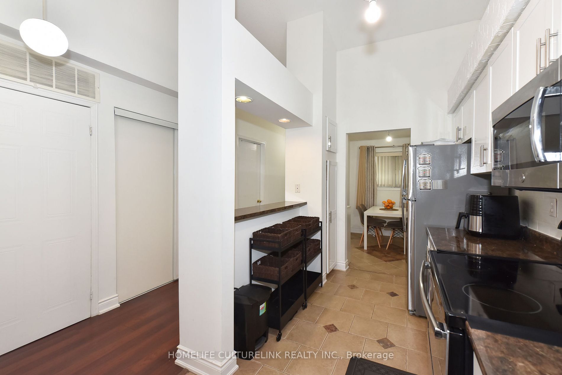 103 Bristol Road E, #210