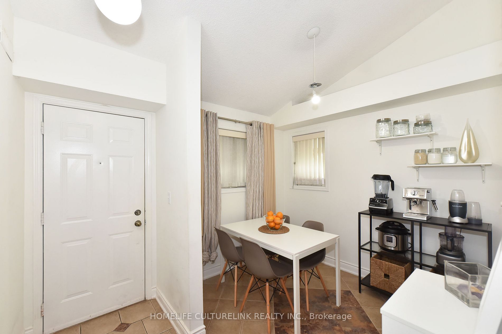 103 Bristol Road E, #210