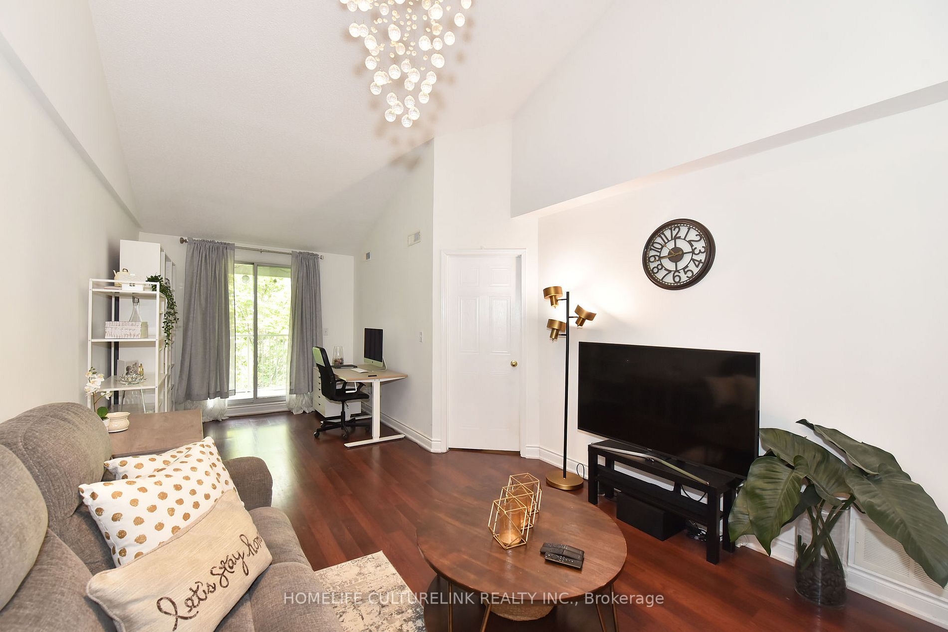103 Bristol Road E, #210
