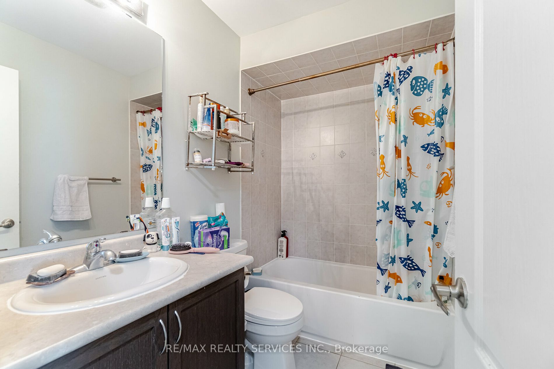 2435 Greenwich Dr, #2