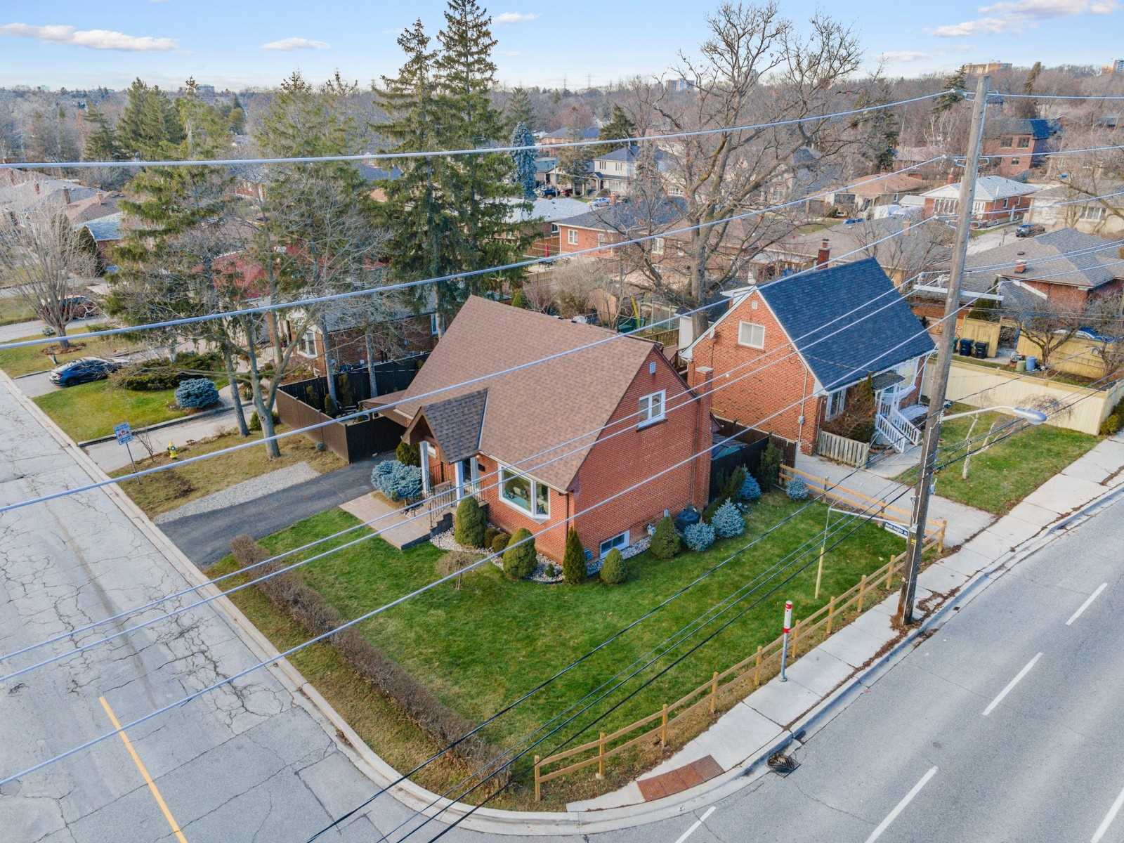 2 North Heights Rd