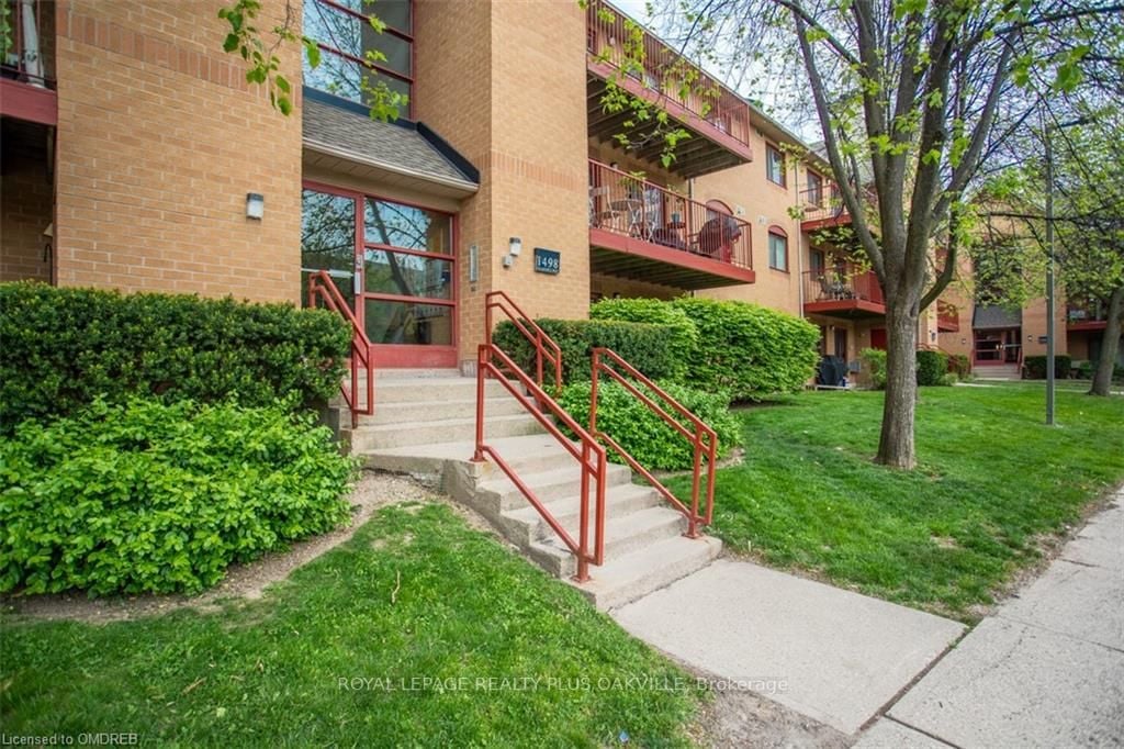 1498 Pilgrim's Way, #233