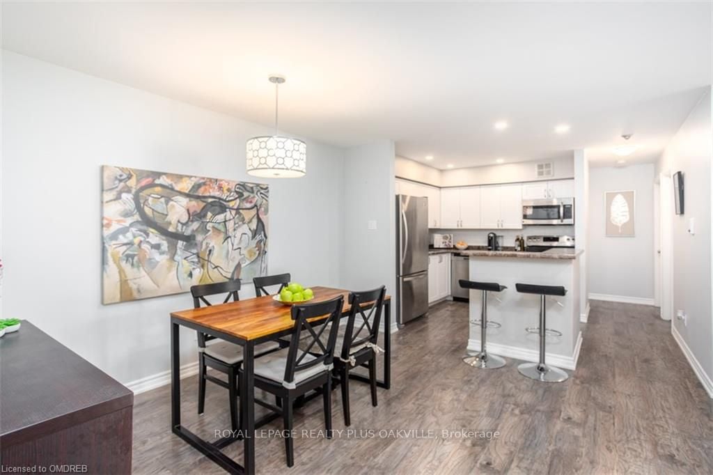 1498 Pilgrim's Way, #233