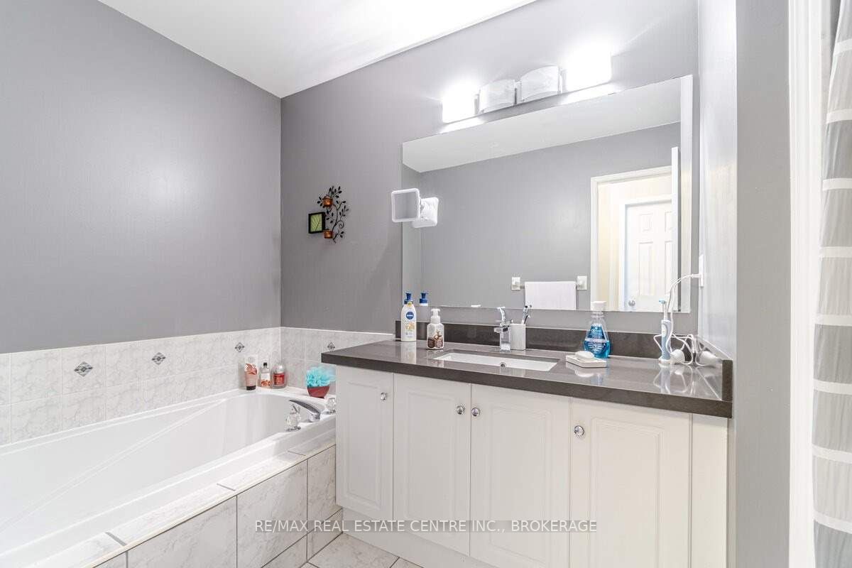 Listing W6024119 - Large Photo # 24