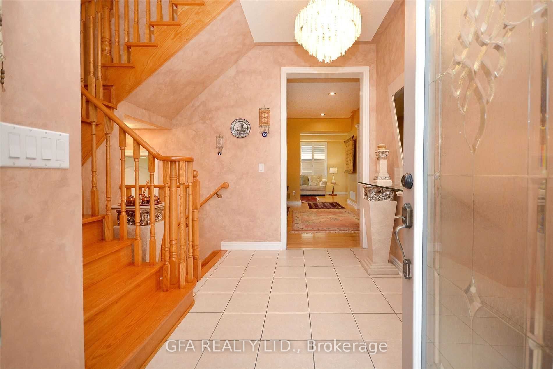 Listing W6024352 - Large Photo # 3