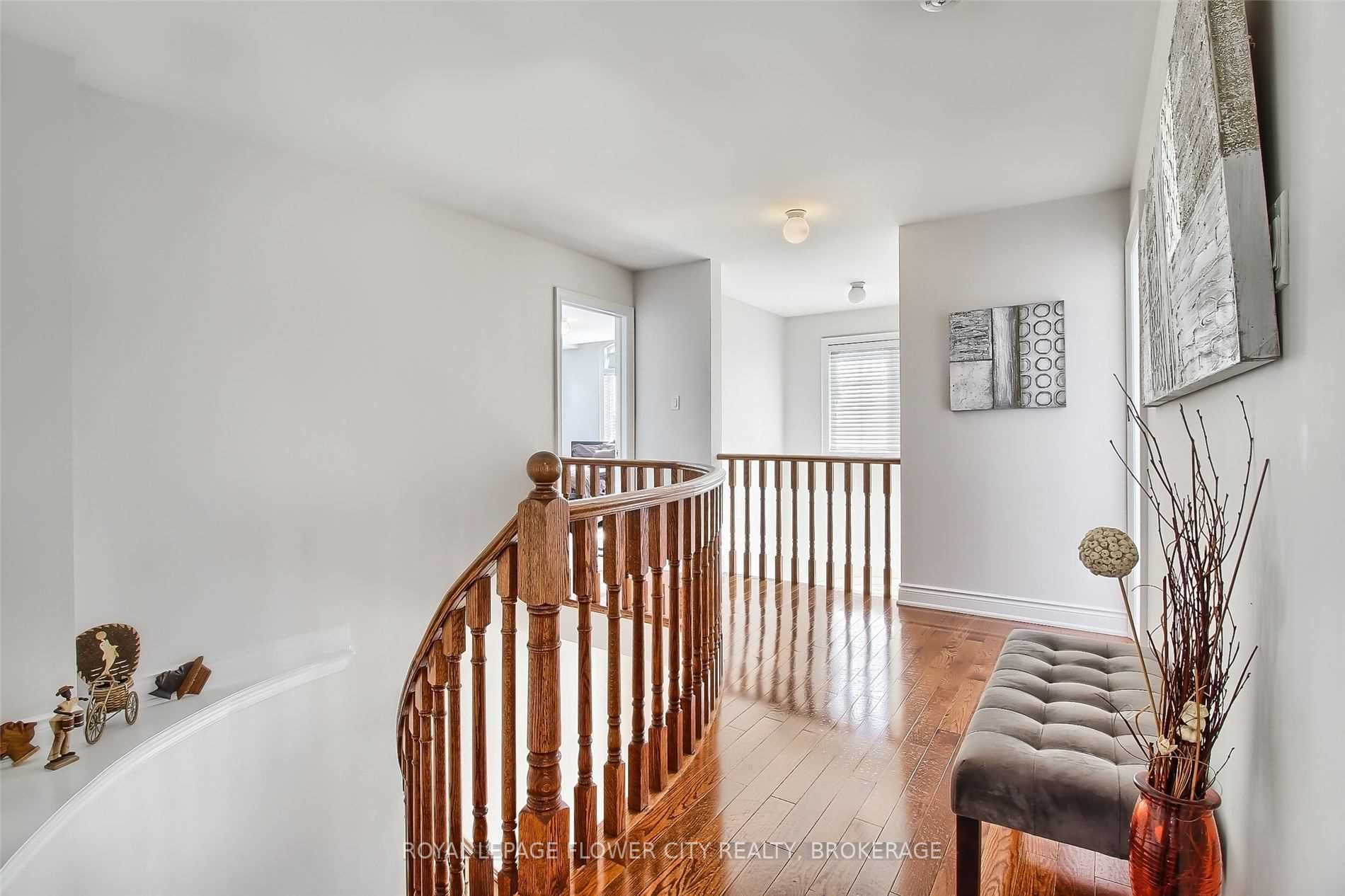 2425 North Ridge Tr