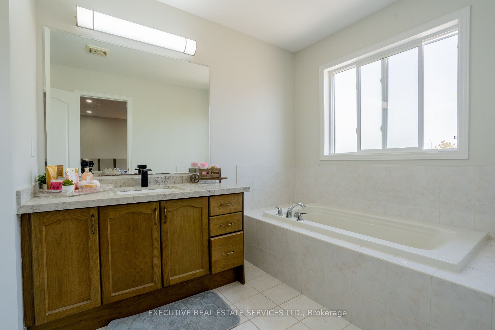 Listing W6024512 - Large Photo # 24