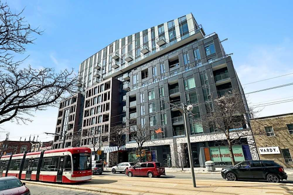 1808 St. Clair Ave W, Toronto
