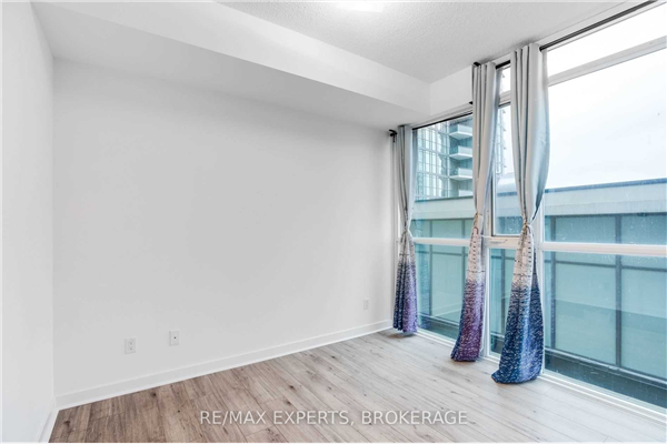 4070 Confederation Pkwy, Mississauga