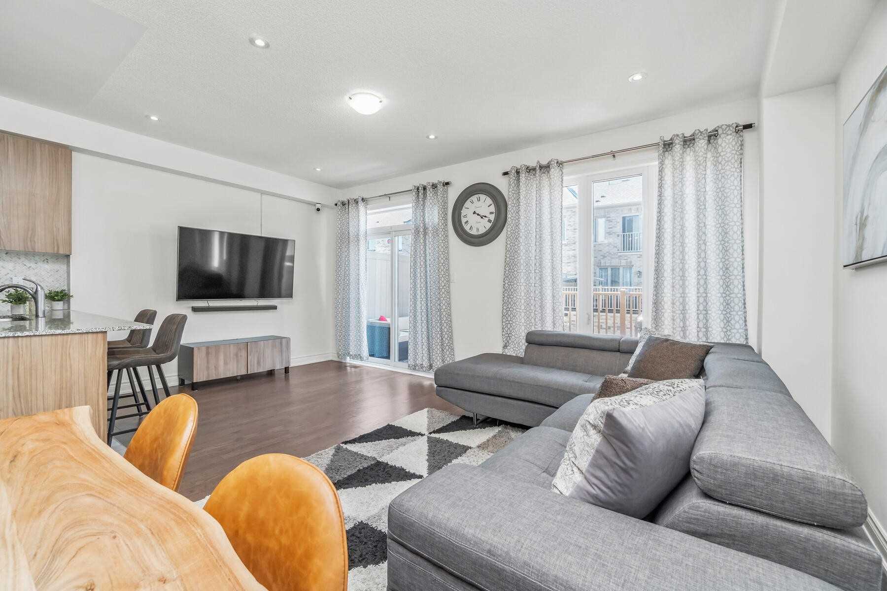 8575 Financial Drive