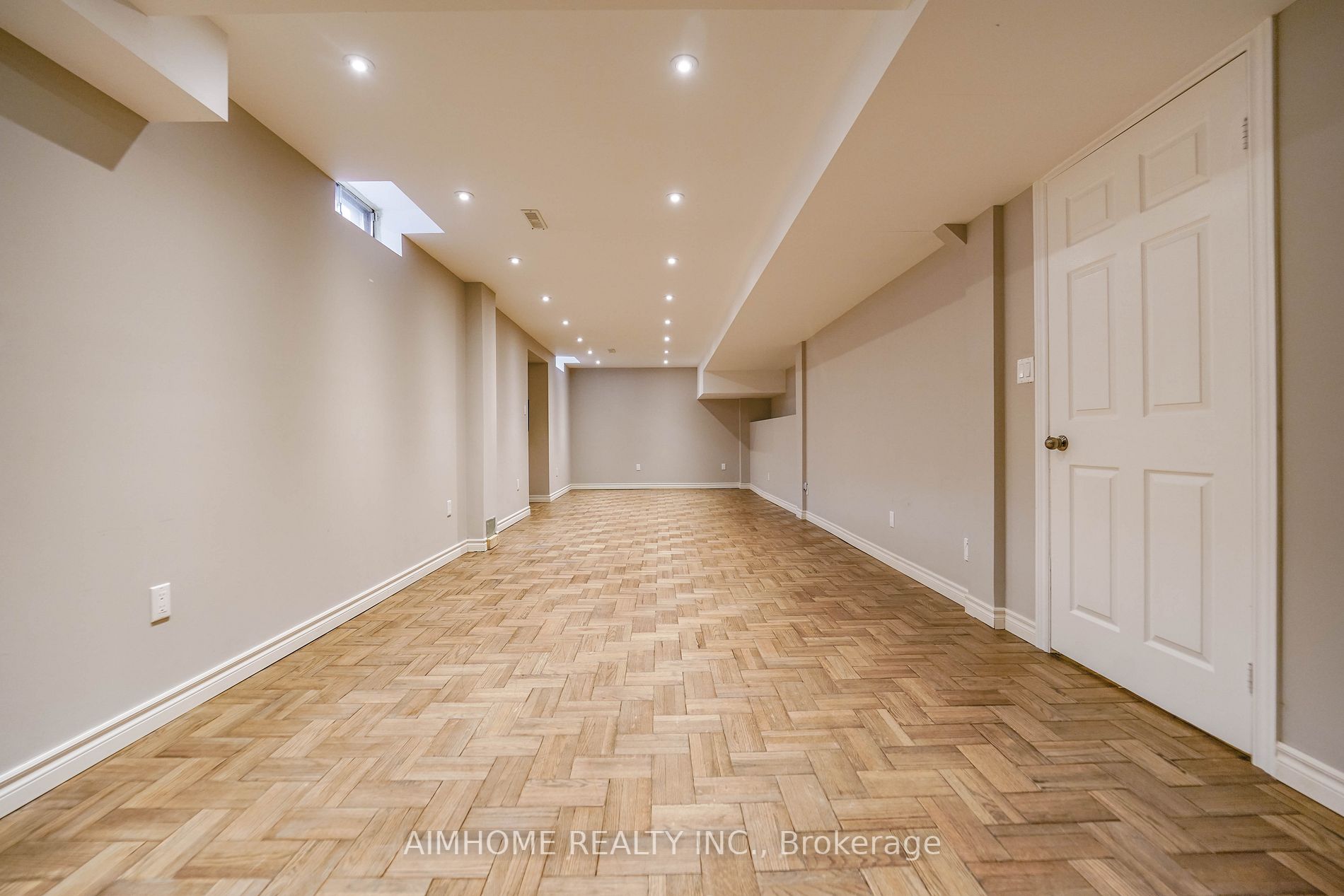 Listing W6025704 - Large Photo # 35