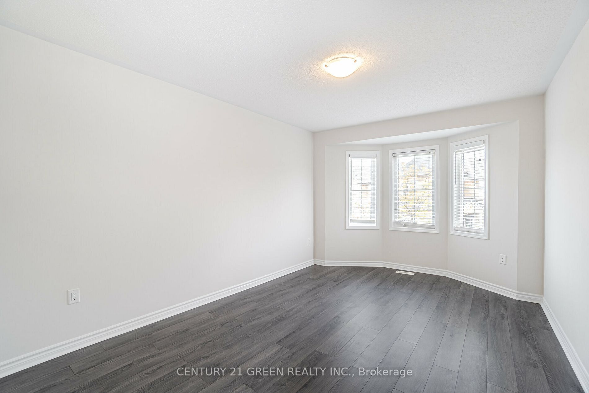 Listing W6026104 - Large Photo # 24