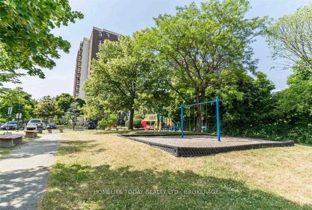 2542 Argyle Rd, #607