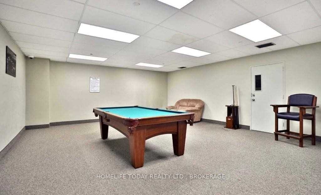 2542 Argyle Rd, #607