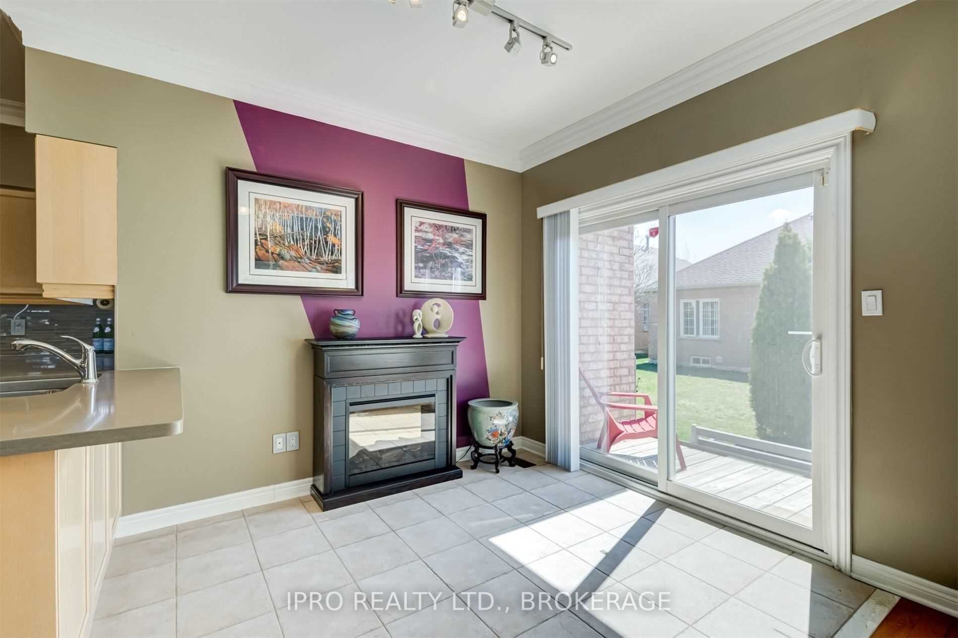 2 Orchard Park Gate, #12