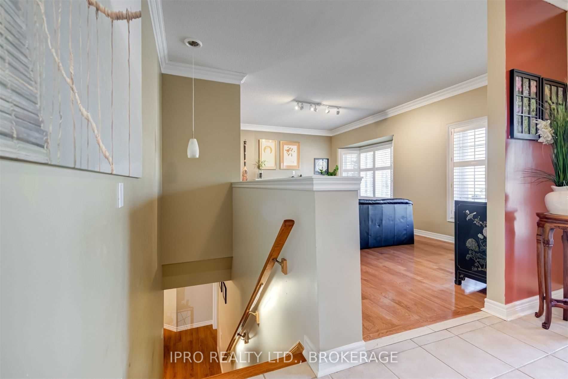 2 Orchard Park Gate, #12