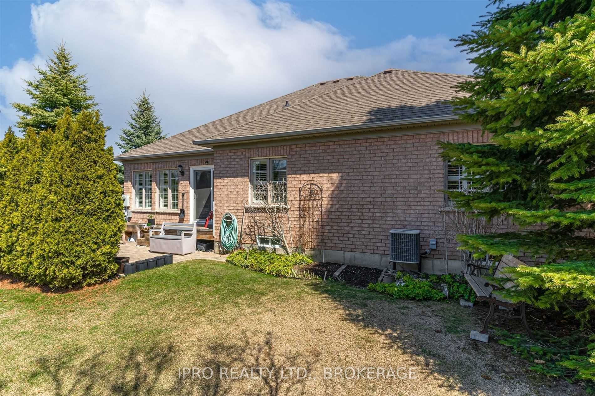 2 Orchard Park Gate, #12
