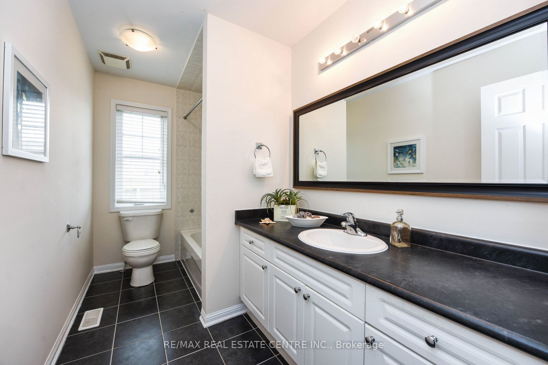 Listing W6026784 - Large Photo # 19