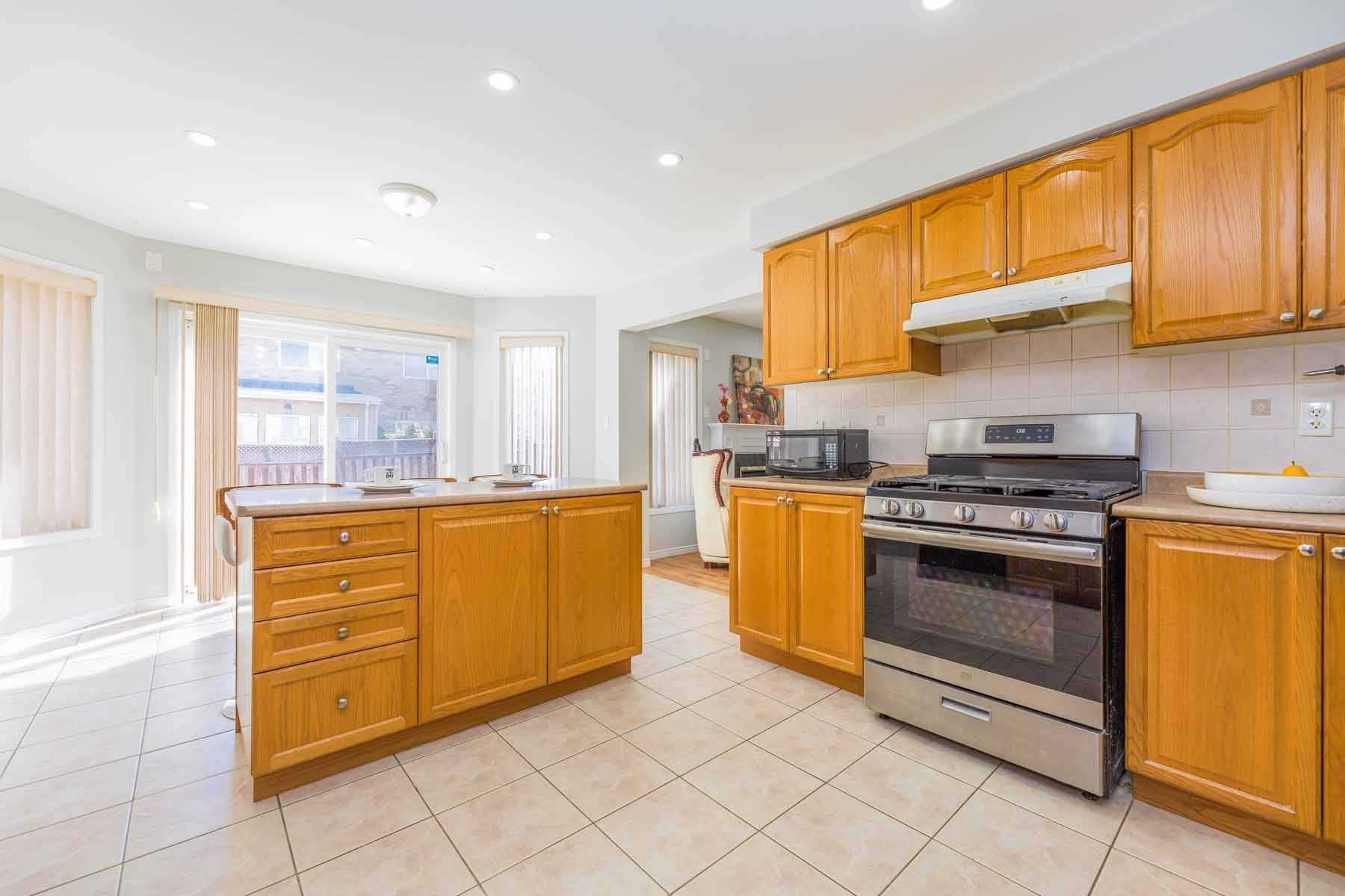11 Grovewood Drive