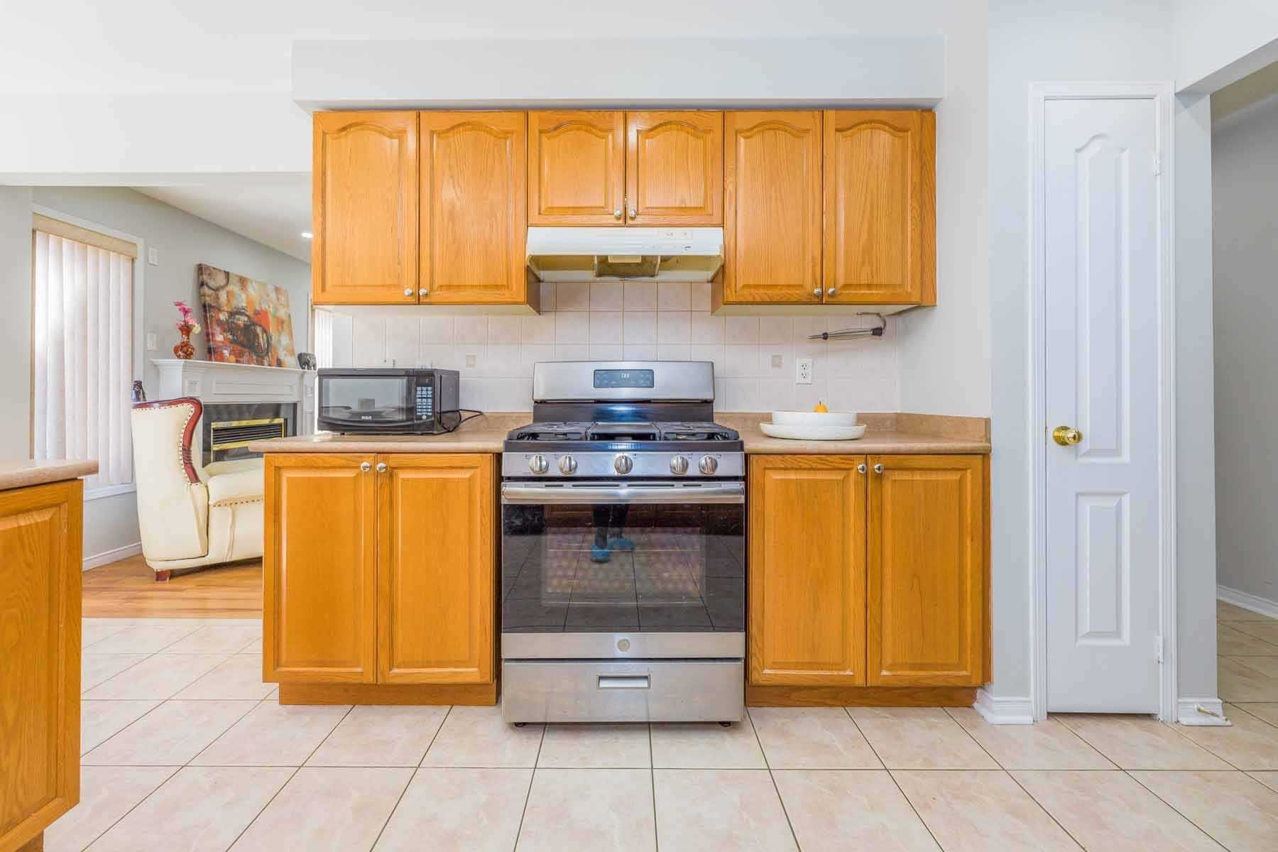 11 Grovewood Drive