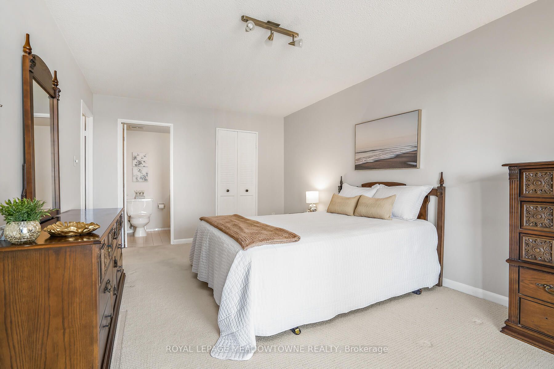 Listing W6027484 - Large Photo # 20
