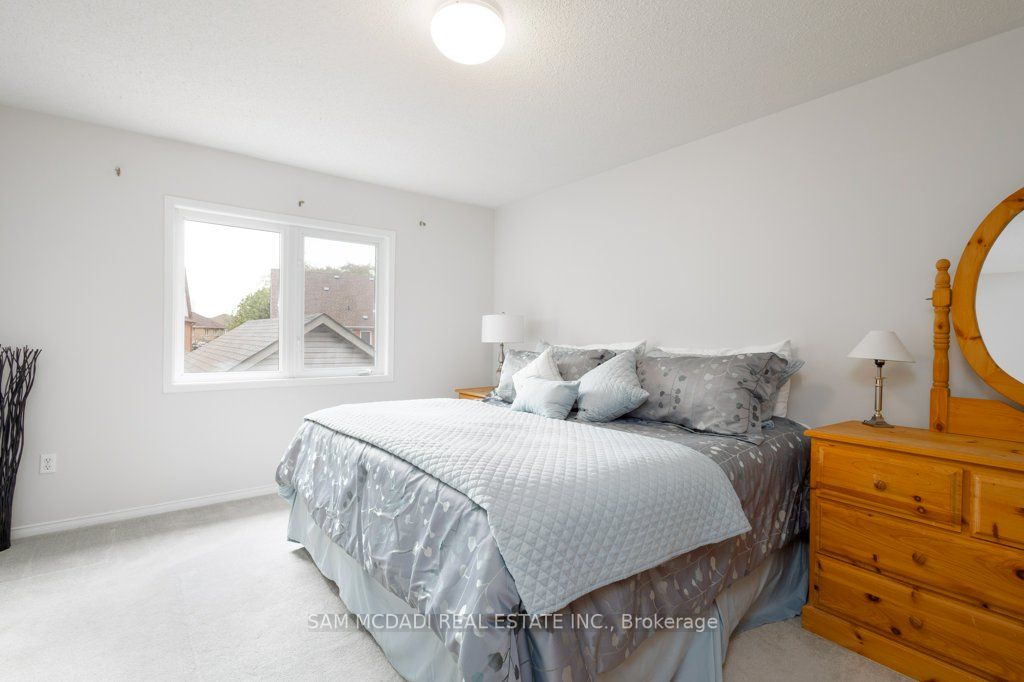 Listing W6027640 - Large Photo # 18