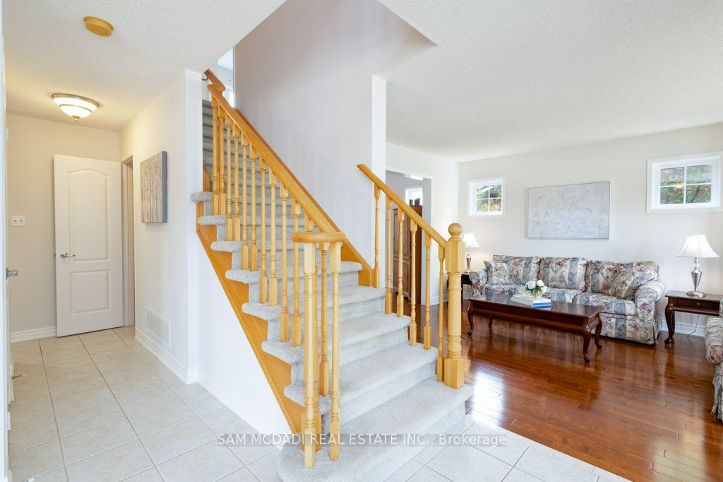 Listing W6027640 - Large Photo # 8