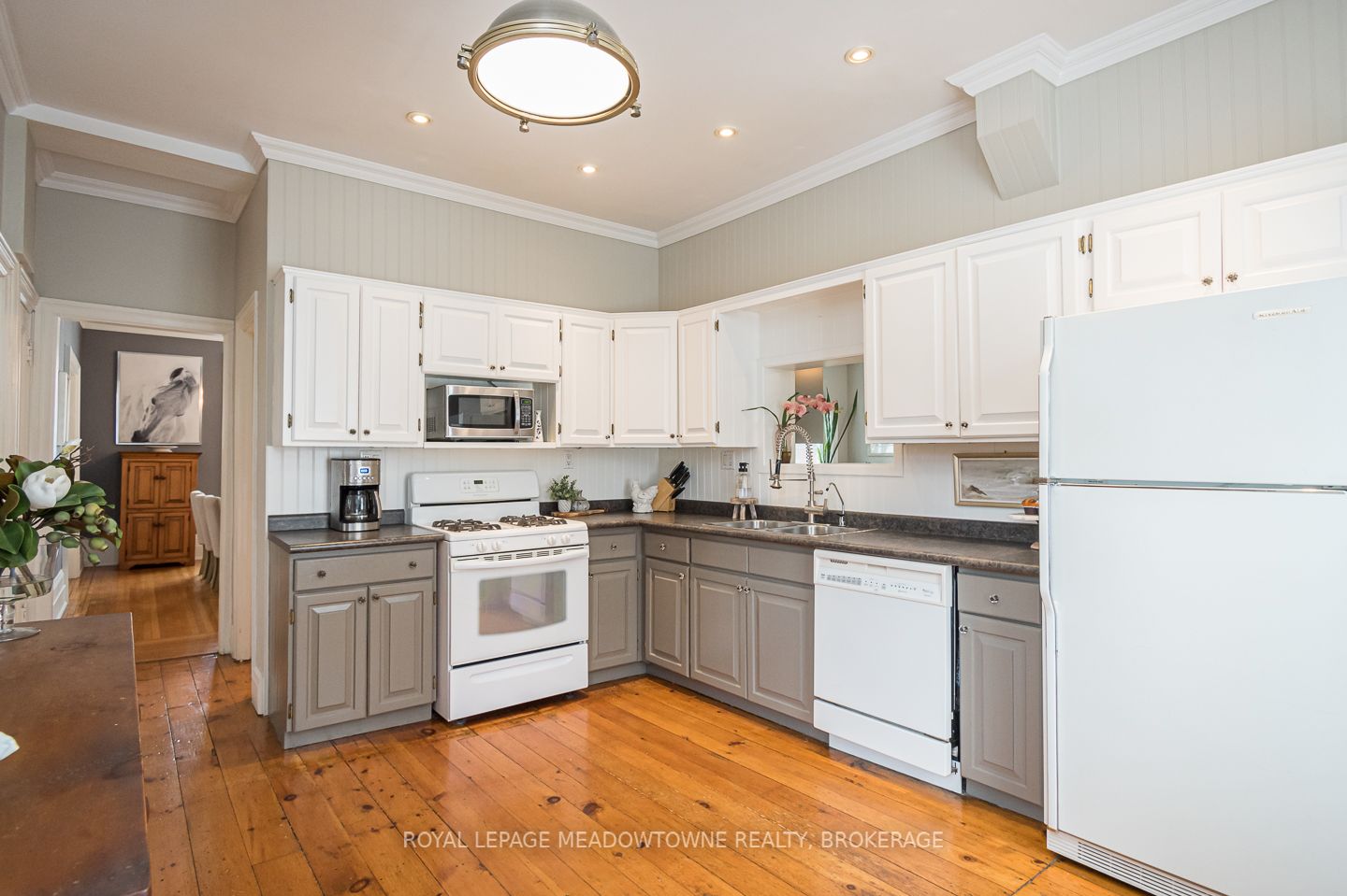 105 Mill St