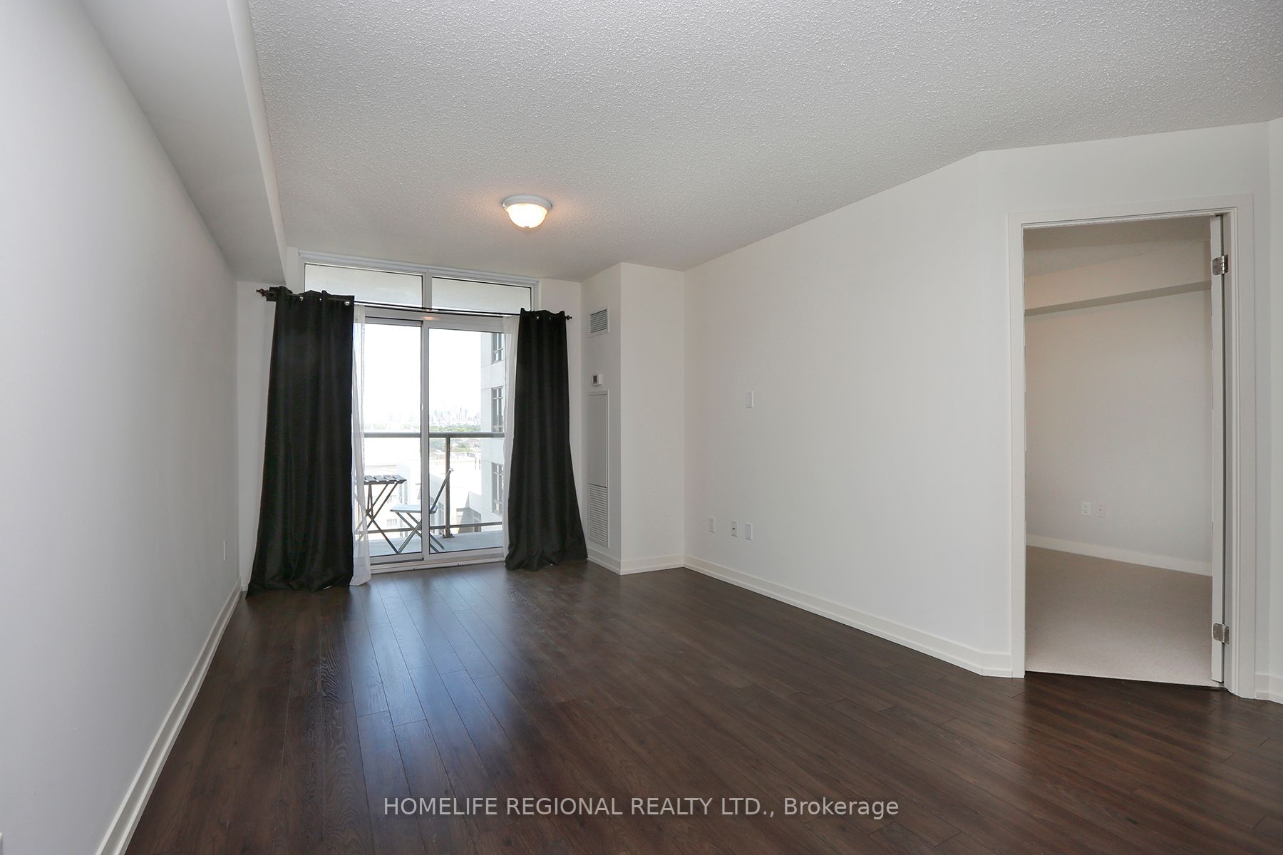 816 Lansdowne Ave, #1015