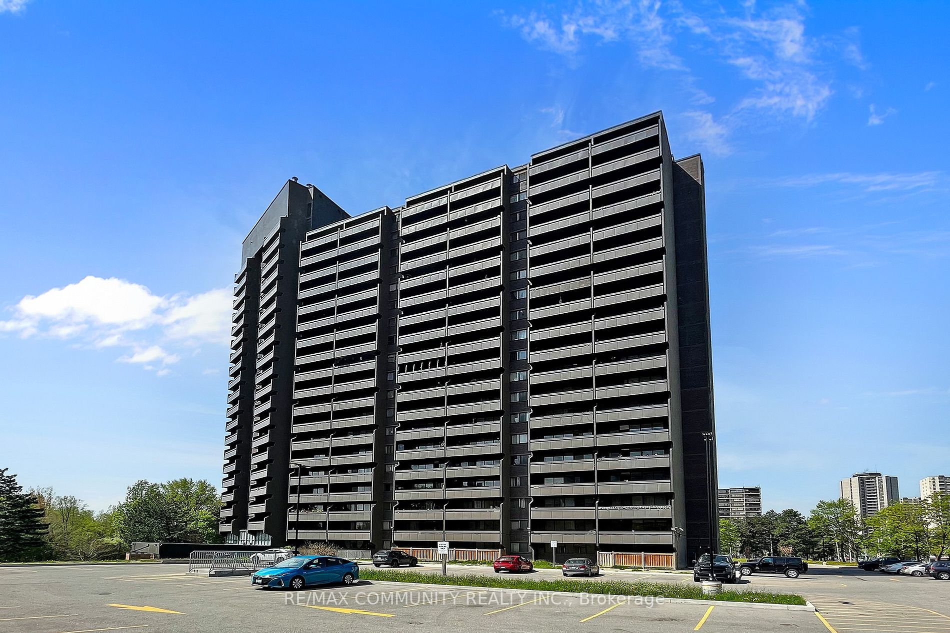 Listing W6028840 - Large Photo # 2