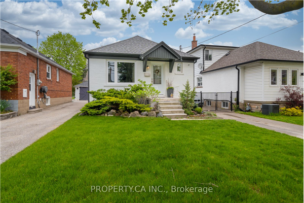 44 Daniels St, Toronto