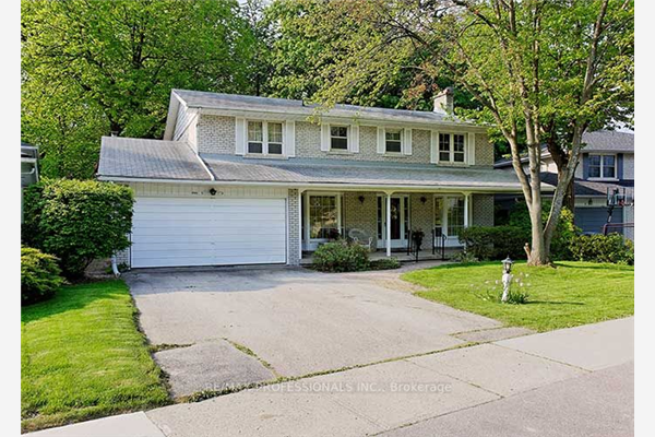 5 Fieldstone Rd, Toronto