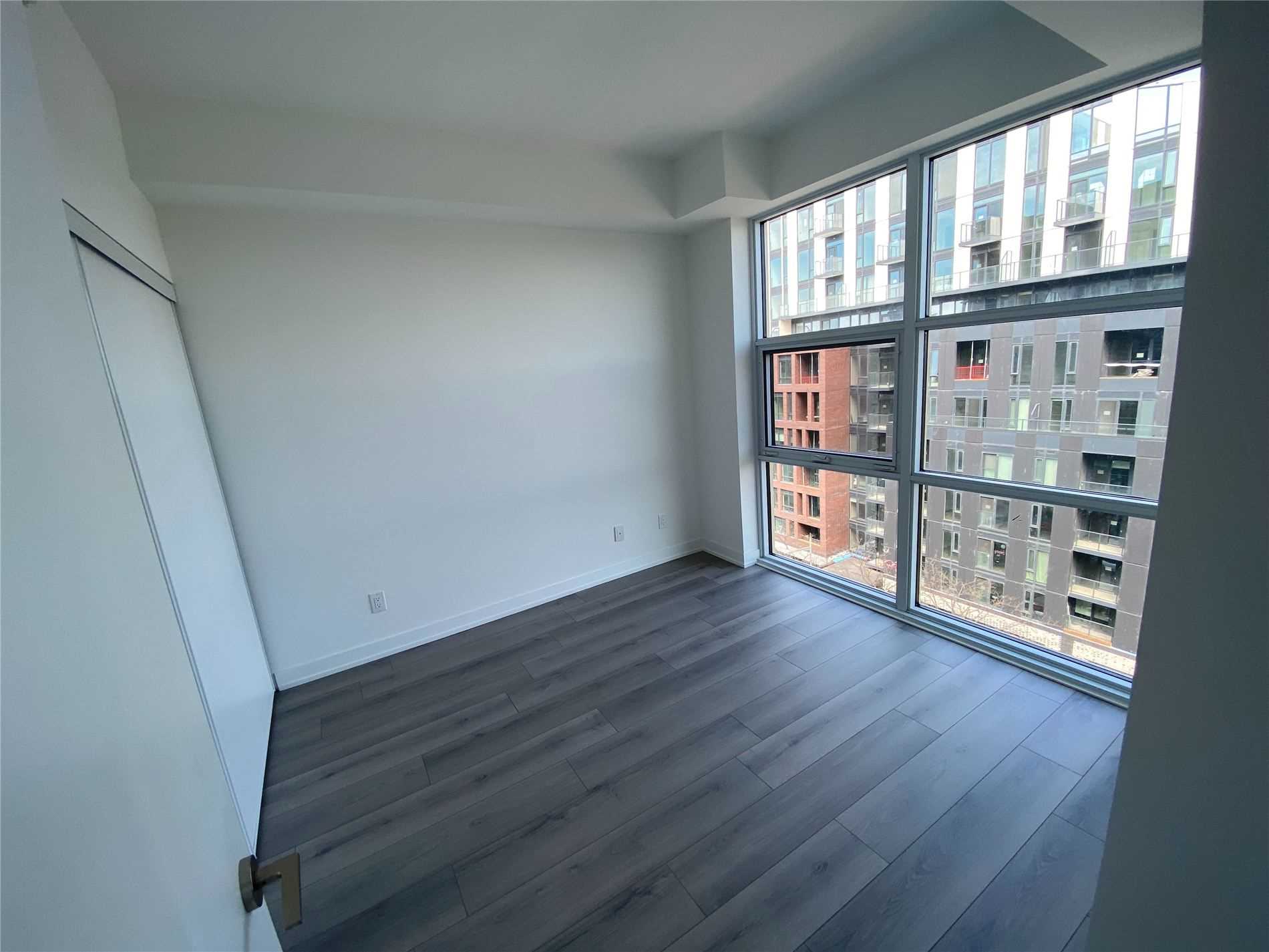 1787 St Clair Ave W, #812
