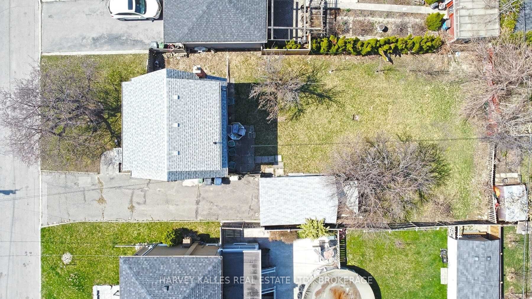 70 Westdale Dr