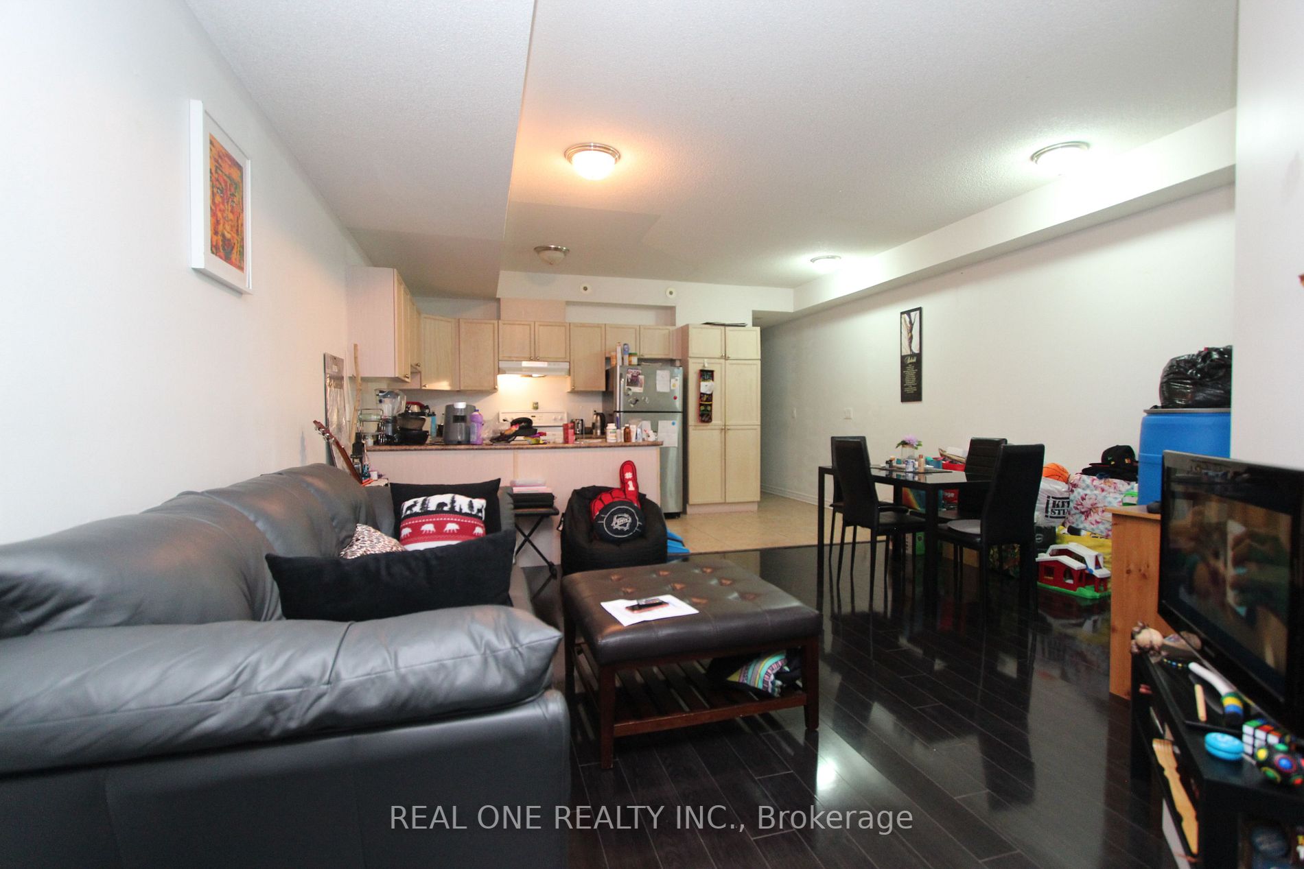 38 Gibson Ave, #11