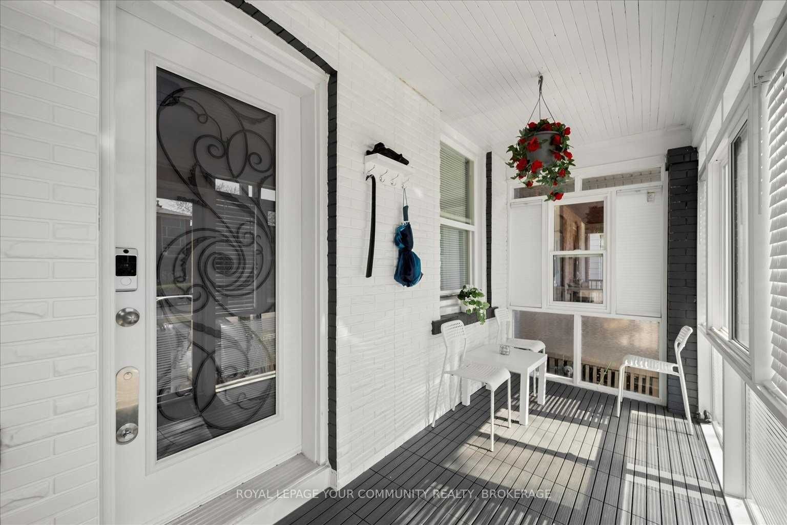 82 Heman Street
