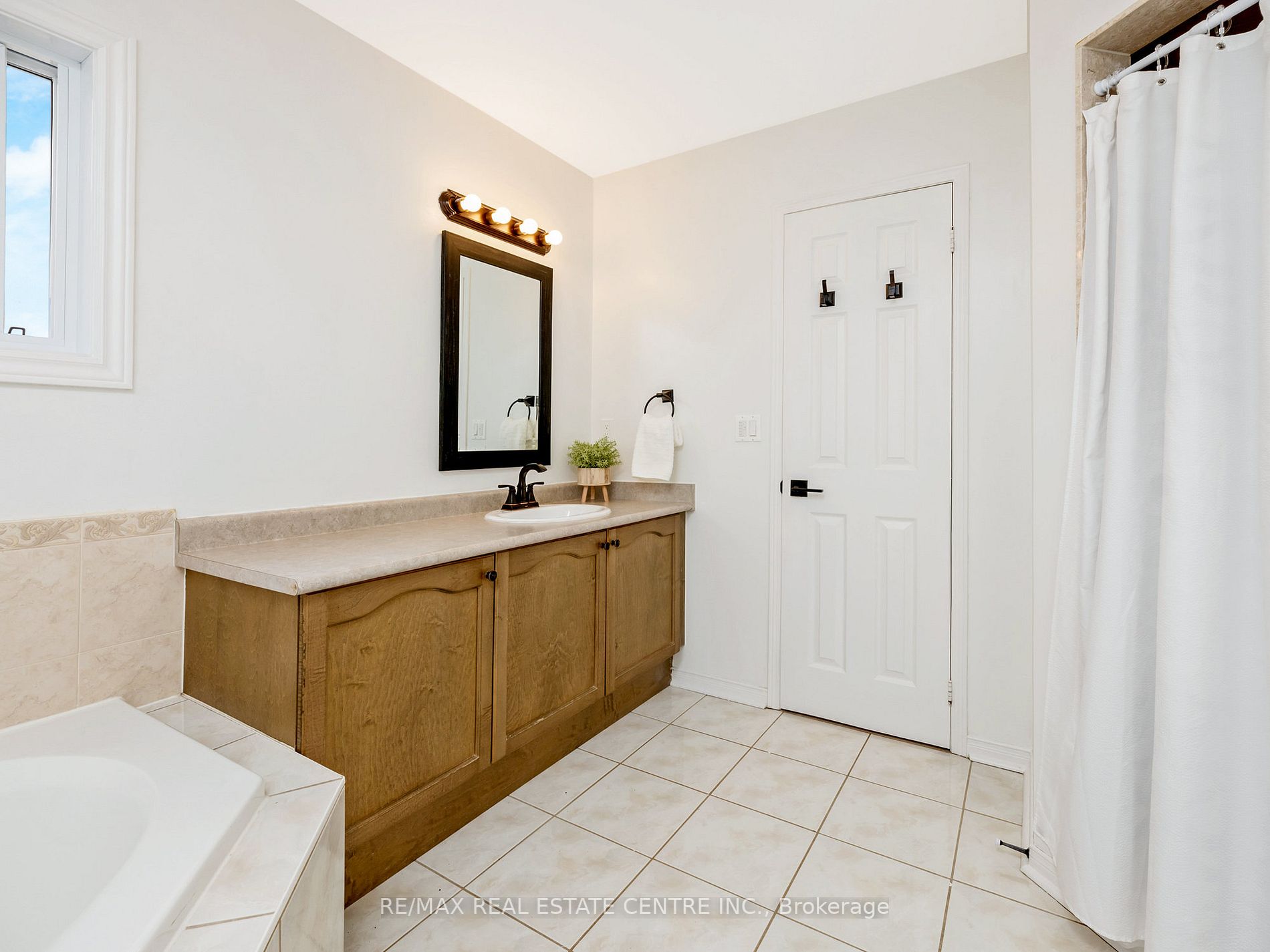 Listing W6029912 - Large Photo # 26