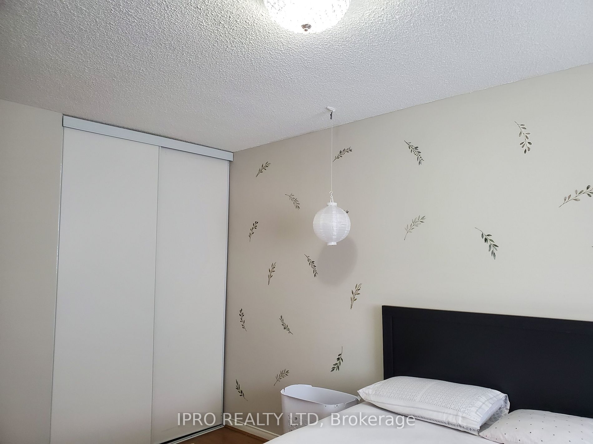 Listing W6030036 - Large Photo # 14