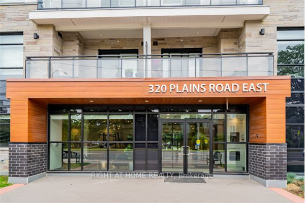 320 Plains Rd E, Burlington
